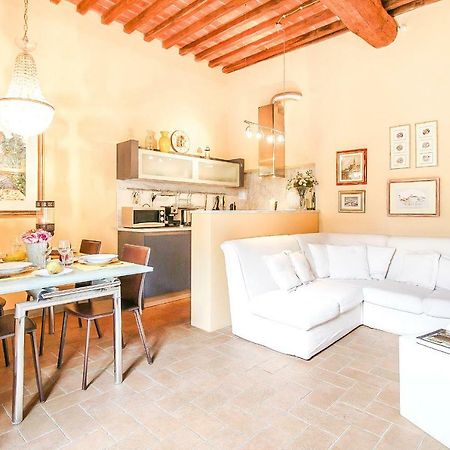 Apartment Guinigi With Private Courtyard Lucca Kültér fotó