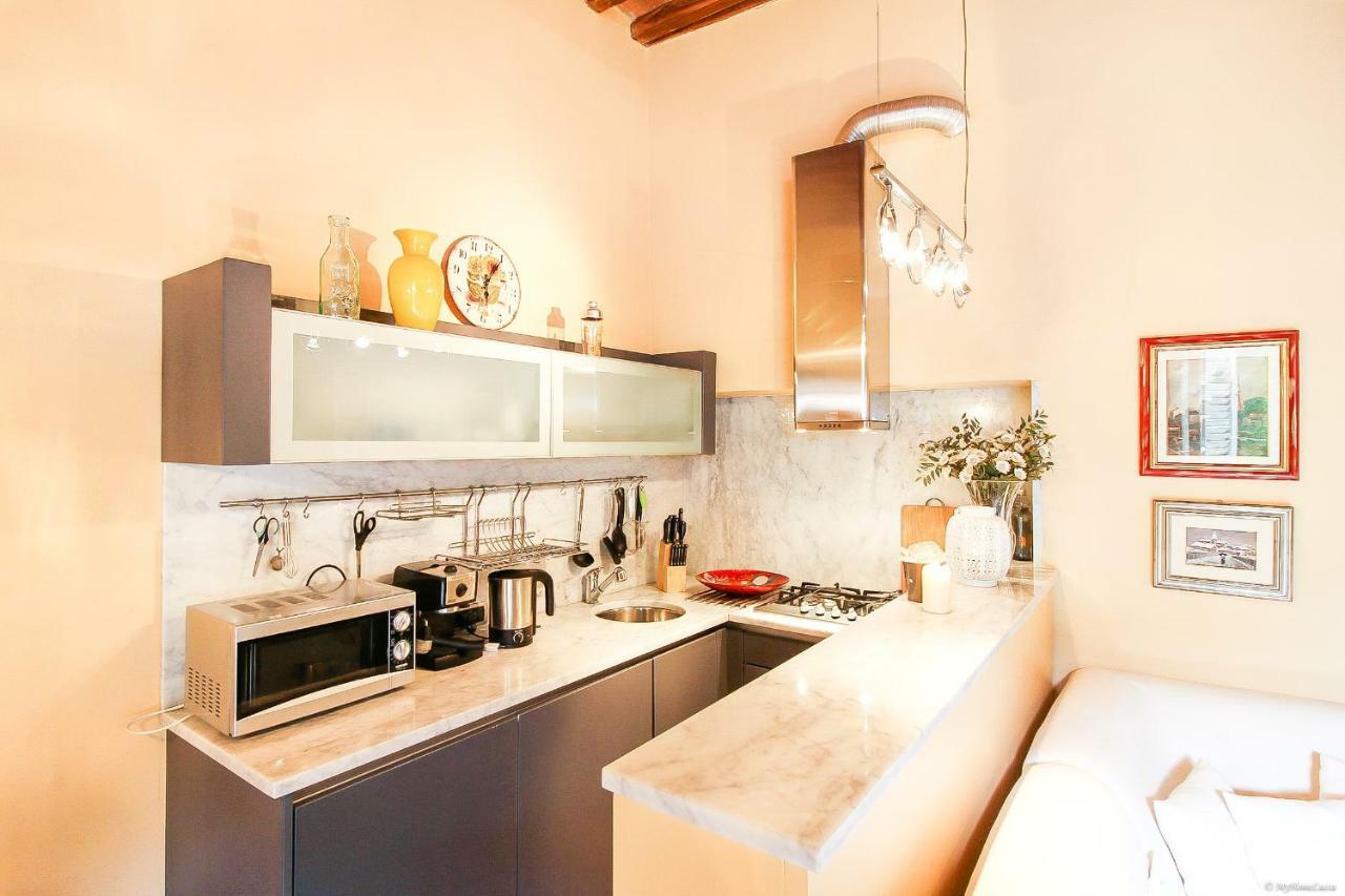 Apartment Guinigi With Private Courtyard Lucca Kültér fotó