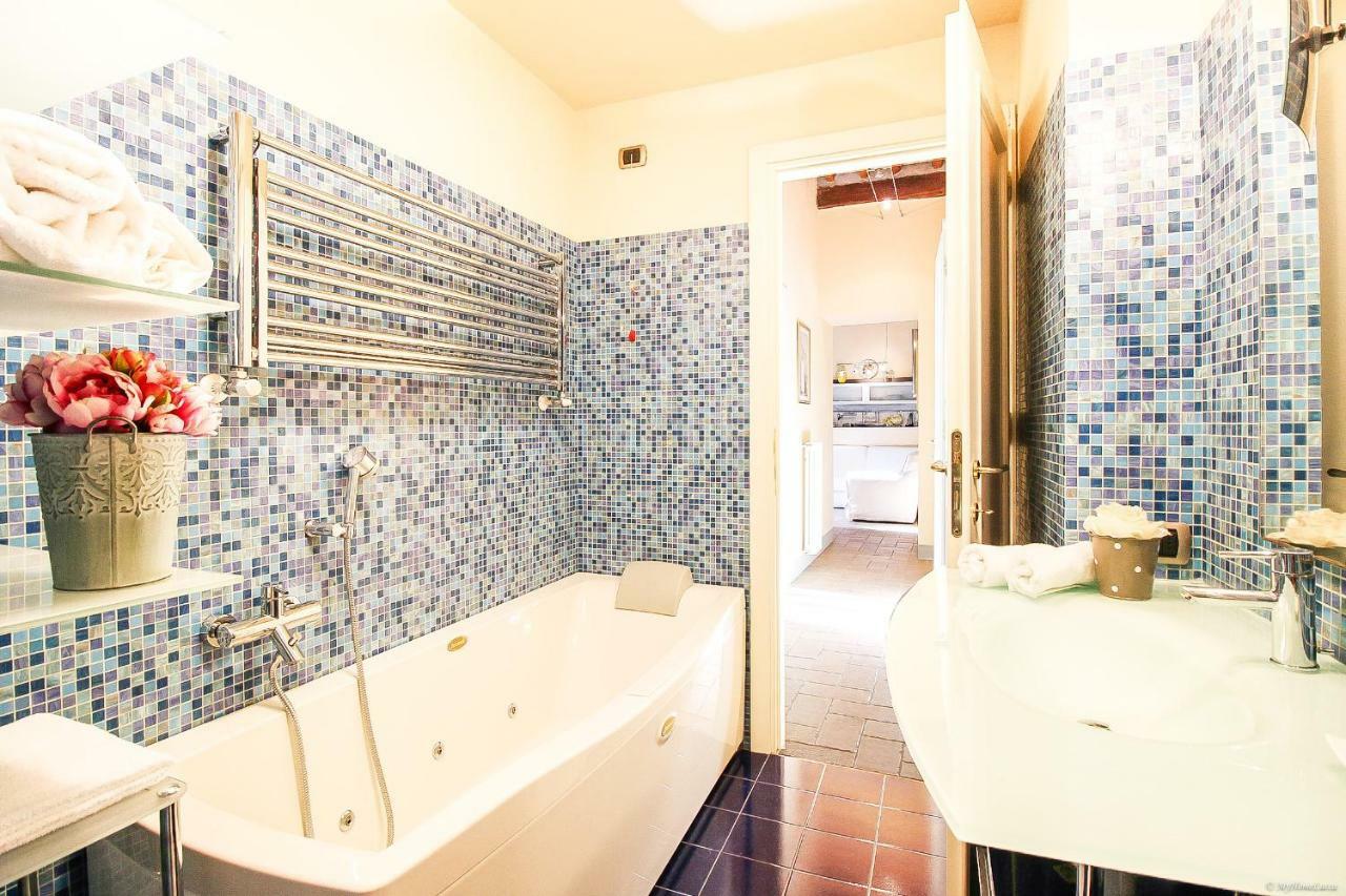 Apartment Guinigi With Private Courtyard Lucca Kültér fotó